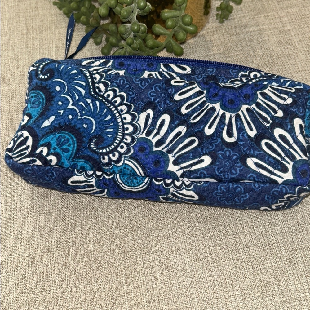 Vera Bradley Navy and Turquoise Paisley Quilted Pouch - Picture 3 of 5